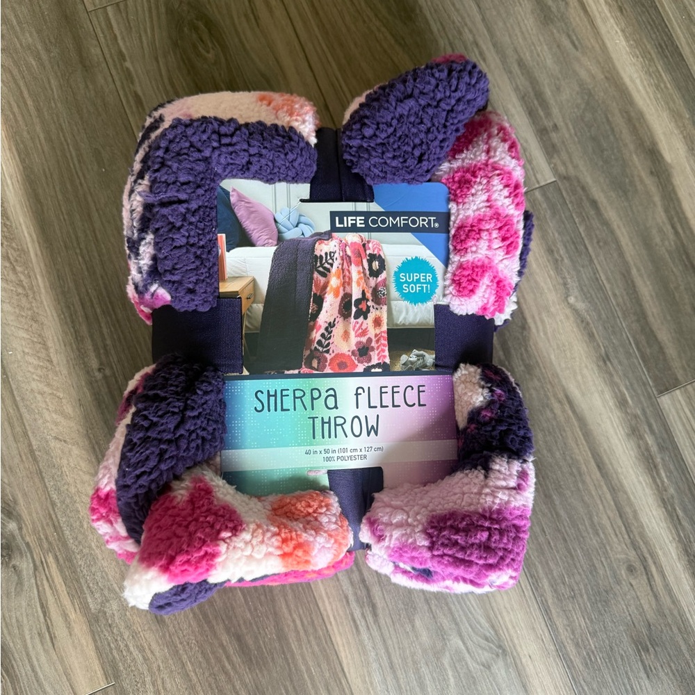 Life Comfort Sherpa Fleece Throw